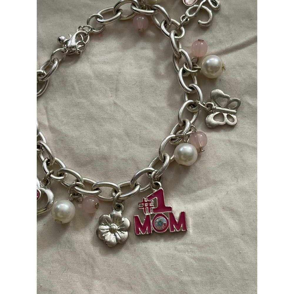 #1 Mom Silver Tone Pink/White Chain Link Charm Bracelet - Picture 2 of 13